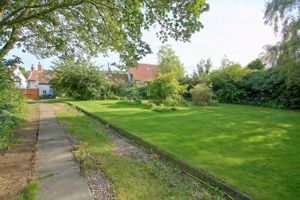 Photo 24- click for photo gallery